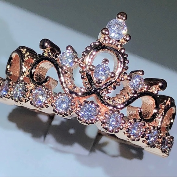 Crown ring - Picture 3 of 4